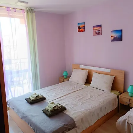 게스트하우스 Homeline Kazakovi 3*