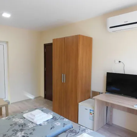 Homeline Kazakovi 3* Nessebar